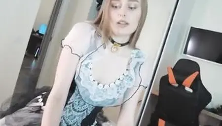 Very Massive Jizz Flow from Step-Daughter Maid Licking and Giving A Kiss