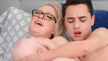 LilHumpers: Dee Williams fantasy doggy fuck porn