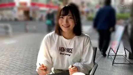 M781G02 Gonzo SEX with a beautiful girl who has a sense of transparency who came to Tokyo from the countryside and is embarrassed at a love hotel!