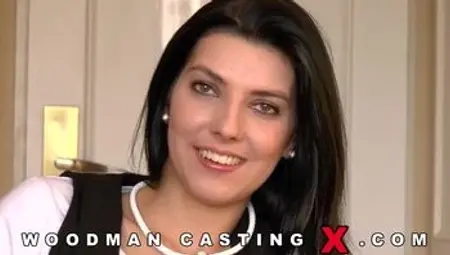 Babe enjoys rough pussy pounding during a casting session