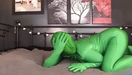 Hooded Full Body Green Zentai Beauty