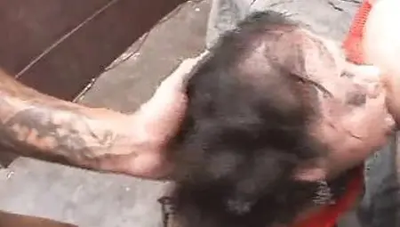 Old Spunker De Bella gets it very coarse from three lads
