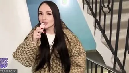 Blowjob with talking on the staircase in the entrance