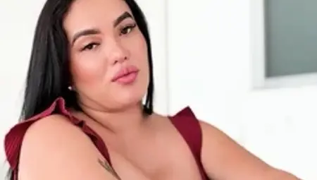 Sofia Ruiz - Cum inside her pussy!