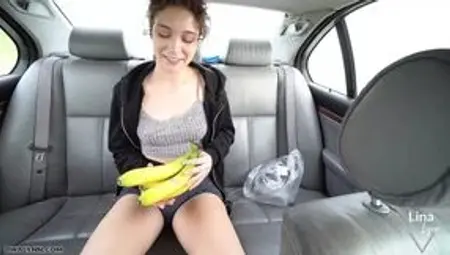 TEEN stuffs WET&amp; TIGHT pussy with BANANE!!!! -LinaLynn