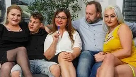 Yvette Moore , Mia Darklin and Dominika Curv love oral sex