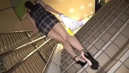 Asian stud Picked-up teen girl and fucked her dripping hole in hotel Room