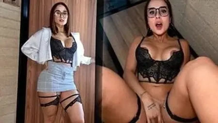 I CREAMPIE My COLOMBIAN assistant in the office!! - Abella Olsen