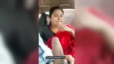 Bengali sexy girl sucking dick near rivar in jungle porn clip