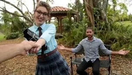 Beautiful amateur POV sex with a pretty nerdy chick Jessie Wylde