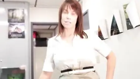 Loathing Teen Handled With Some Worthy Tugjob