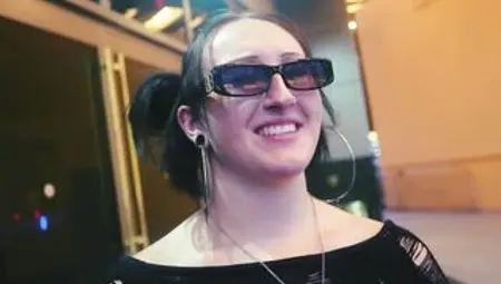 Super Sexy White Bitch Raven Vice Gets Greeted And Tempted By Old Dude At The Golden Gate Casino In Las Vegas