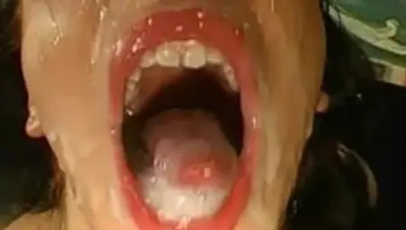 Sperma Whore Sandra Mausezahnchen
