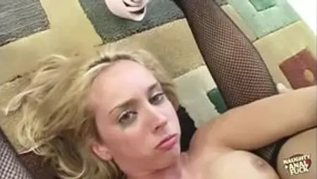 Lustful Blonde Vigorously Fingers Her Thick Ass to Prepare for the Deep and Intense Creampie
