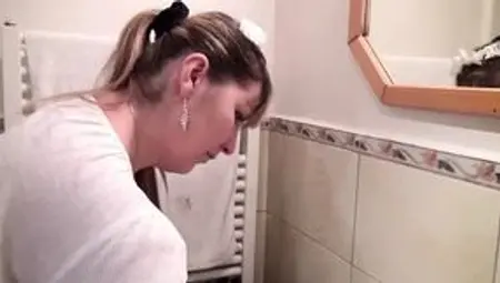 Fat Maid Caught Bathing and Fucked