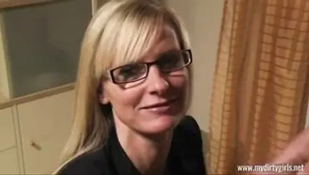 Milf finger fucked her bushy Cunt