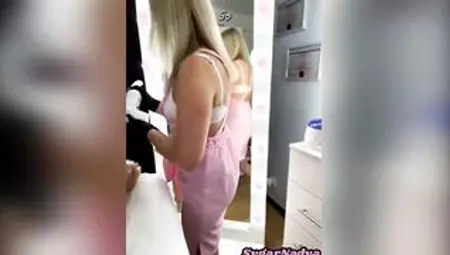SugarNadya waxes her young client's juicy snatch, first-person shoot