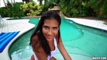 Lustful slut Victoria Valencia heart-stopping sex clip