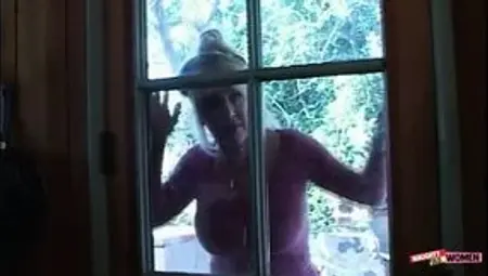 Curvy Blonde Chick Motivates the Stud by Letting Him Use Her Tight MILF Pussy Relentlessly