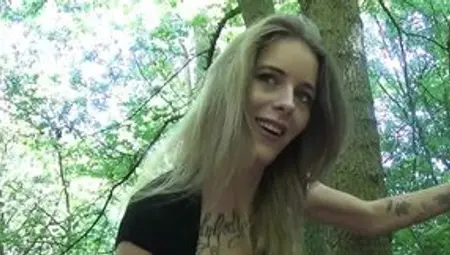 Blowjob on the Balcony for Melody's Throbbing G-Spot Orgasm&#x1F4A6;