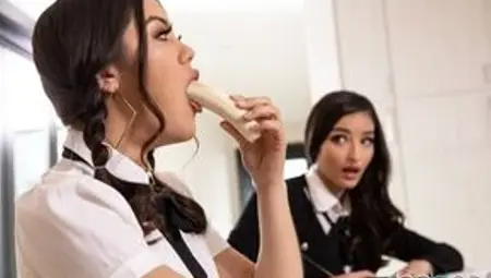 Kendra Spade and Emily Willis get pleasantly fucked on the table
