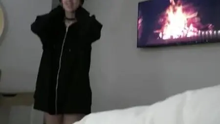 MI HERMANASTRA ME PILLA PAJEANDOME CON SUS PICS - EXLOVERX - Neferet Exposito -JOI EN ESPAÑOL - POV