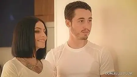 Lauren Walker & Clara Mia Horny Threesome