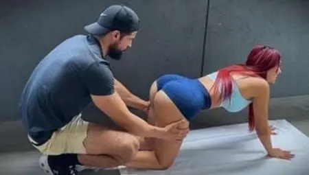 Monster bubble butt on fitness girl