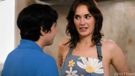 Good anal in the kitchen with a long-legged girlfriend Siri Dahl