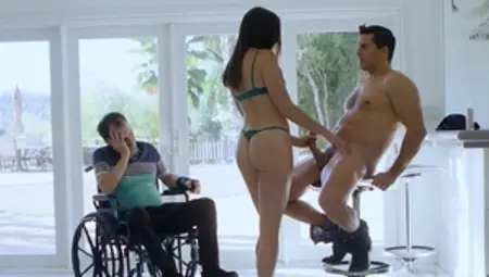 PurgatoryX: Raw fucking in the company of very sexy housewife