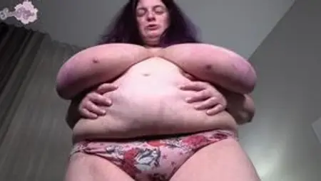 Busty Girl Gets a New Meal