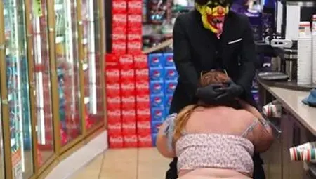 Lascivious big beautiful woman Gets Drilled At The Local 7- Eleven