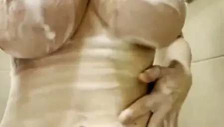 KateeLife Nude Soapy Shower Tease OnlyFans Video Leaked
