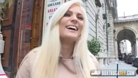 Candee Licious doesn't mind about free rubdown