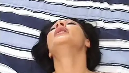 Romanian slut loves to give a blowjob to a stud&#039;s cock