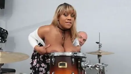Ms Yummy in Bongo Boobs