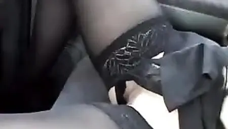Italian amateur milfs have anal sex