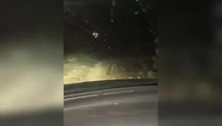 Me deja el bus en el pueblo y turista me invita a acampar, la pasamos muy rico