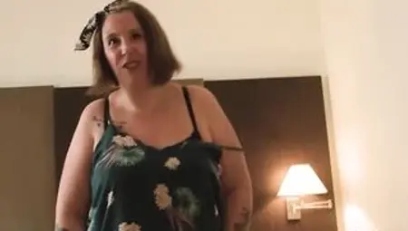 Single mama wishes a rookie that babe can't educate sex to. We obey her!