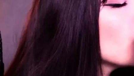 Maimy ASMR - Two Microphones Mouth Sounds