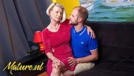 Hot Granny Eva Delage Has An Affair With Her Chiropractor