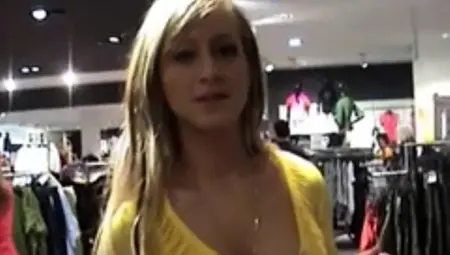 Sexy Couple Has Sex in Public Dressing Room