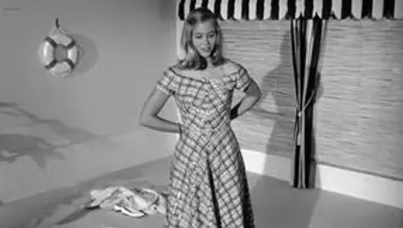 Cybill Shepherd, Kimberly Hyde - 'The Last Picture Show' (1971)