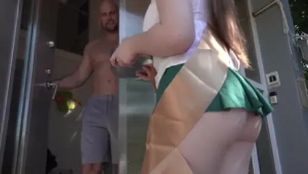 Tiny4K - Very hot Hazel Moore bends over
