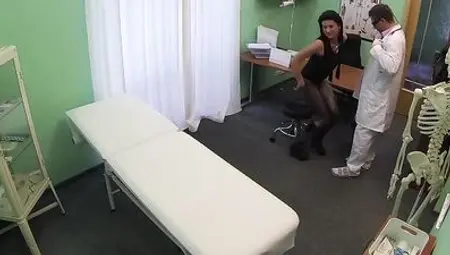 FakeHospital Smart mature sexy MILF has a sex confession to make