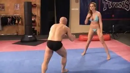 Larissa Dee vs. Miki