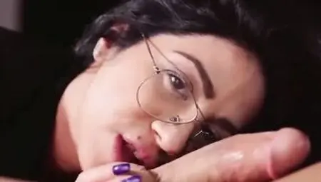 Romanian women Julia De Lucia Teaches You How To Avoid Premature Ejaculation - VIP SEX VAULT