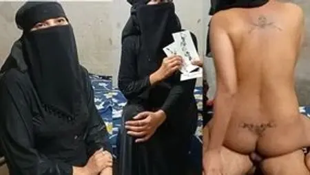 Tattoo Artist Fucks Muslim Client