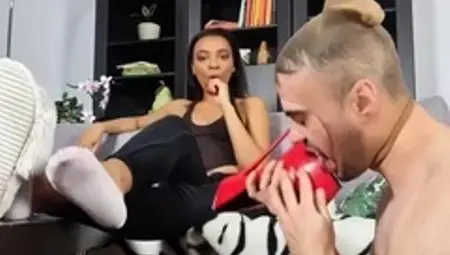 MahoganyQen - Cum in White Socks and High Heels Cleaning