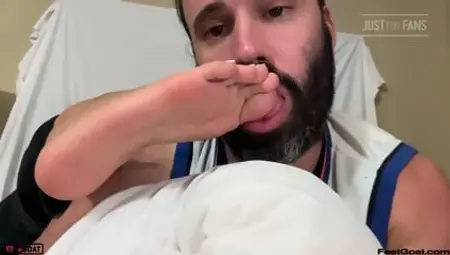 Man1la FootJob 11